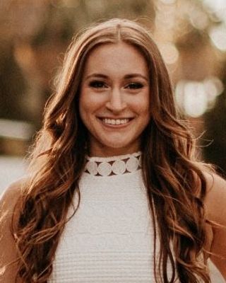 Photo of Kimberly Mania, Nutritionist/Dietitian, RDN