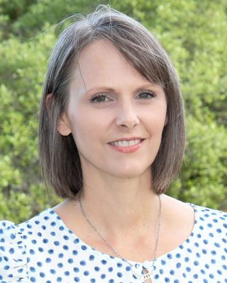 Photo of Cecili Eckert, Nutritionist/Dietitian, CNTP