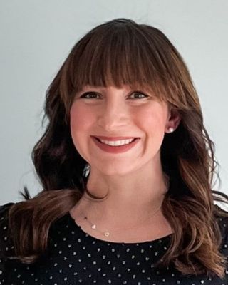 Photo of Christina DiSegna, Nutritionist/Dietitian, MS, RD