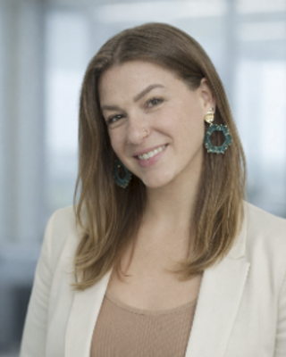 Photo of Chelsea Saltzman, Nutritionist/Dietitian, RDN