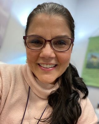 Photo of Karyn Moehring, Nutritionist/Dietitian, MA, RDN, CD