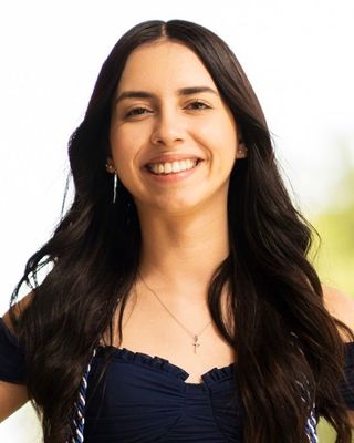 Photo of Nicole Ortiz, Nutritionist/Dietitian, RDN, LD, MCN