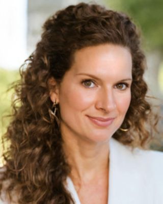 Photo of Emily Filiatreaux, Nutritionist/Dietitian, RD, CD