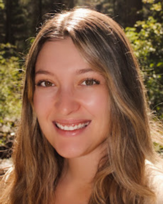 Photo of Shaina Painter, Nutritionist/Dietitian in Sacramento, CA