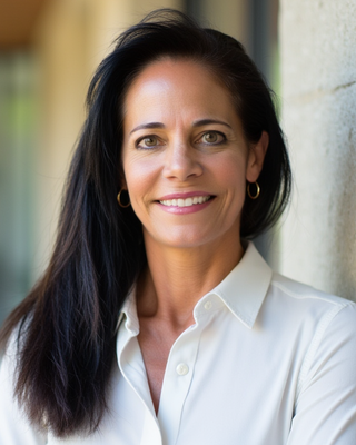 Photo of Denise Cahill, Nutritionist/Dietitian, CNC