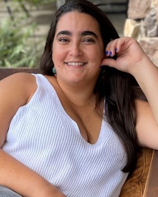 Photo of Hana Chehade, Nutritionist/Dietitian, RDN