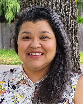 Photo of Dr. Cynthia Esparza, Nutritionist/Dietitian, DCN, MScN