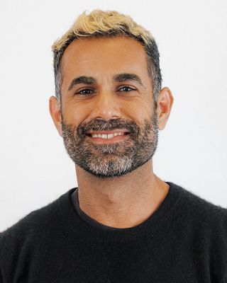 Photo of Dr. Joshua Farahnik, Naturopath in Los Angeles, CA