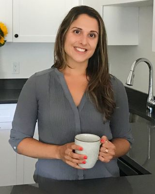 Photo of Lauren Manganiello - Holistic Nutritionist | Lauren Manganiello, MS, RD, Nutritionist/Dietitian, MS, RD, CDN, CSSD, RYT