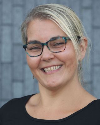 Photo of Michelle Roos, Massage Therapist, LMT