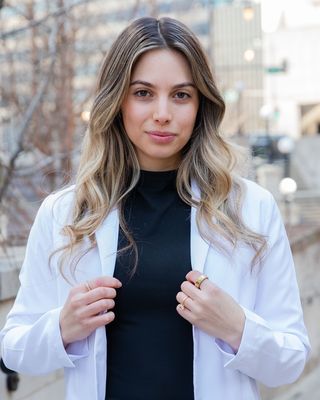 Photo of Dr. Amanda Scott, Naturopath, ND, MsAc, LDN