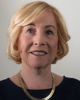 Photo of Lynn Cicero, Nutritionist/Dietitian, MS, RDN