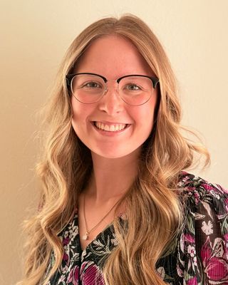 Photo of Caitlin Hexum, Nutritionist/Dietitian, RDN, LDN, RD, LD