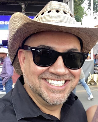 Photo of Leo De La Torre, Massage Therapist in Eastvale, CA