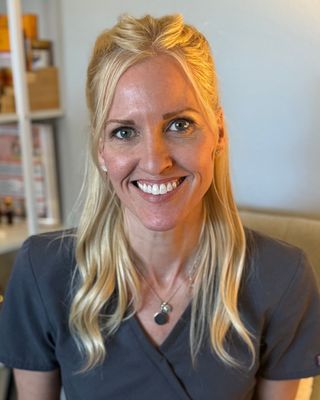 Photo of Dr. Kari Koslosky - Helena Health Acupuncture and Cupping, Acupuncturist, DACM, L Ac, AP