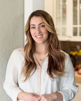 Photo of Jacqui Cooper, Nutritionist/Dietitian, RD, CEDRD