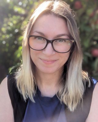 Photo of Heather Anderson, Nutritionist/Dietitian, RD