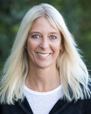 Photo of Tami Broderick, Nutritionist/Dietitian, RD, CLT